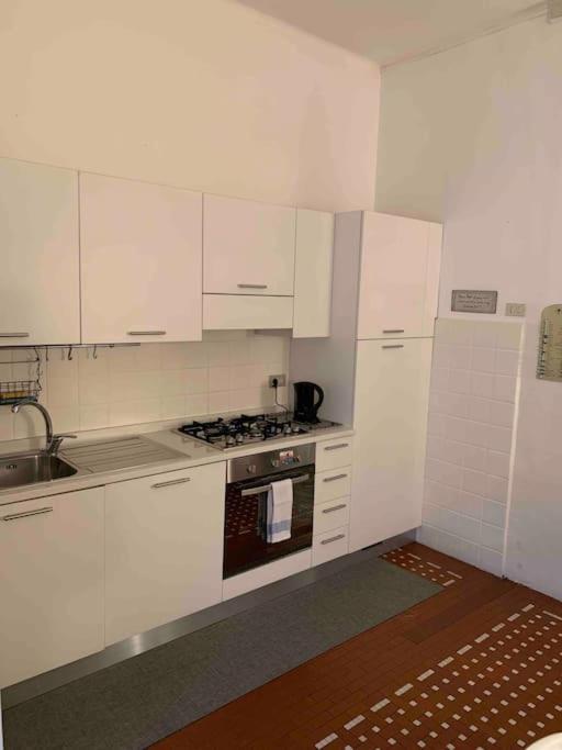 Apartmán Accogliente Trilocale In Gran Madre Turín Exteriér fotografie
